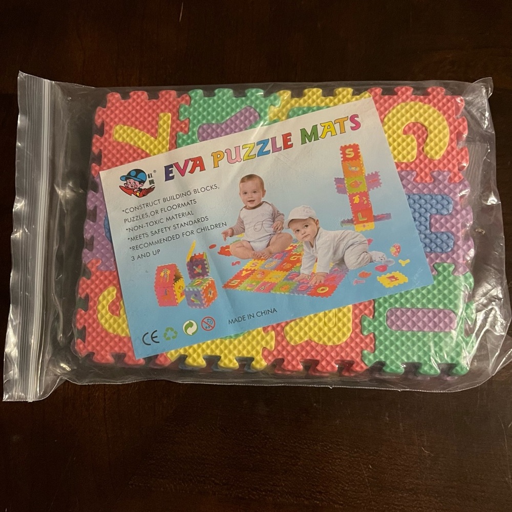 Dollhouse Decorations, paper towels, soap, eva foam floor mats, new in bag